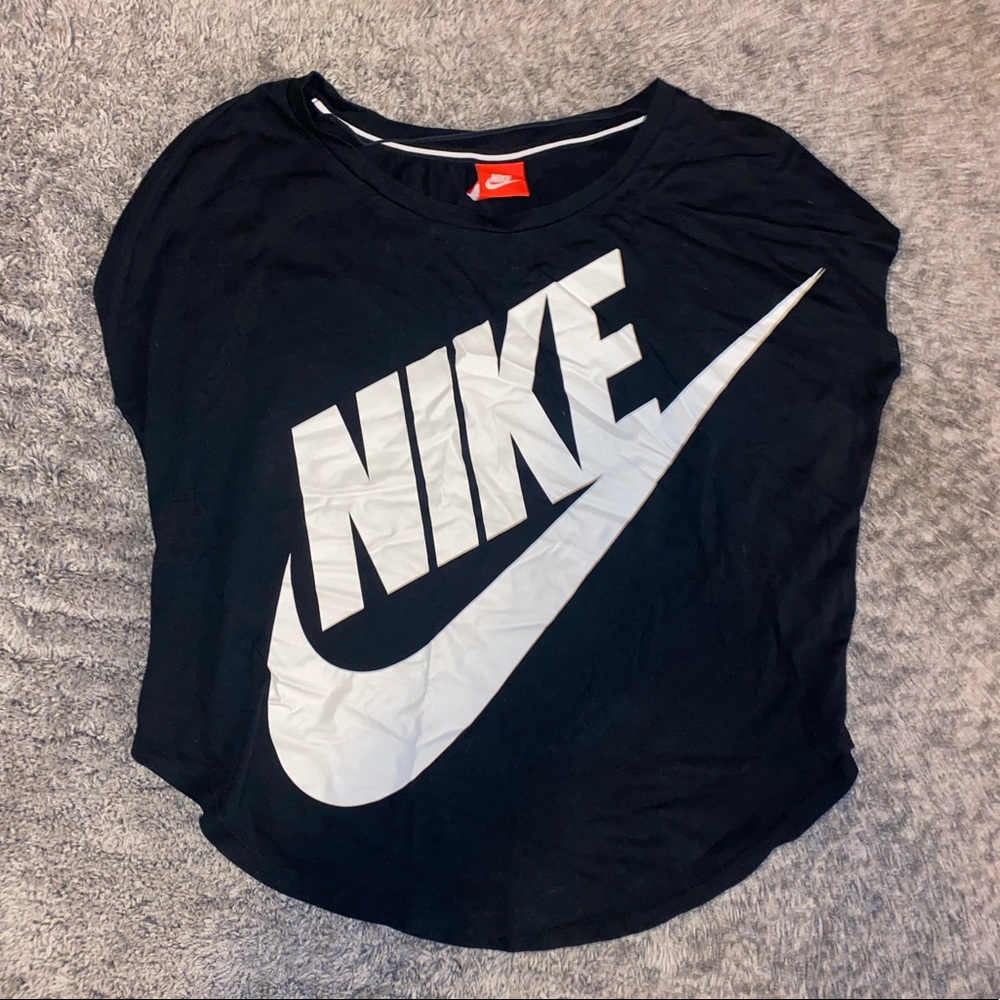 Nike t-shirt